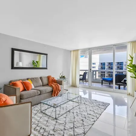Bayview Bliss Biscayne Apartment